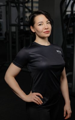 Инструктор тренажерного зала Скороспешкина Елизавета