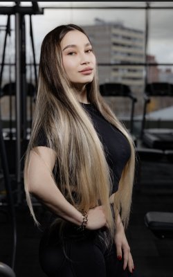 Инструктор тренажерного зала Гайфуллина   Диля