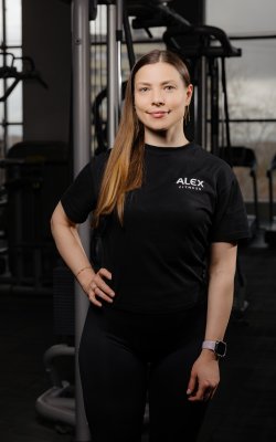 Инструктор тренажерного зала Сколябина Мария