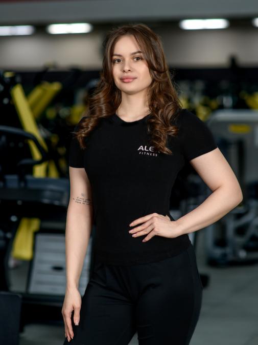 Шаткова   Яна