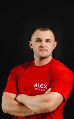 Инструктор тренажерного зала Быстров Александр