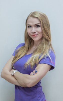 Инструктор-универсал групповых программ, персональный тренер Анастасия Соловьева