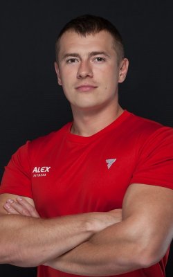 Александр Лавренов<