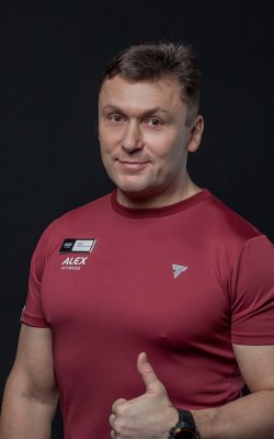 Персональный тренер Олег Кострома