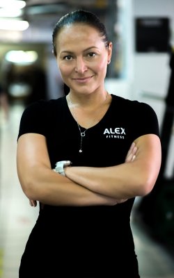 Персональный тренер тренажерного зала Анна Денисенко