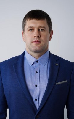 Управляющий клуба Дмитрий Егоров